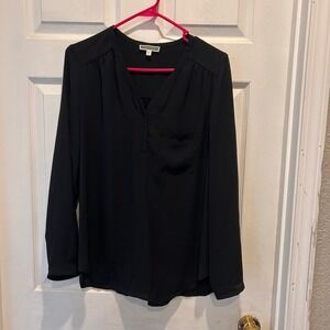PLEIONE Womens Black Long Sleeve V Neck Pocket Blouse Top Size M Career Business